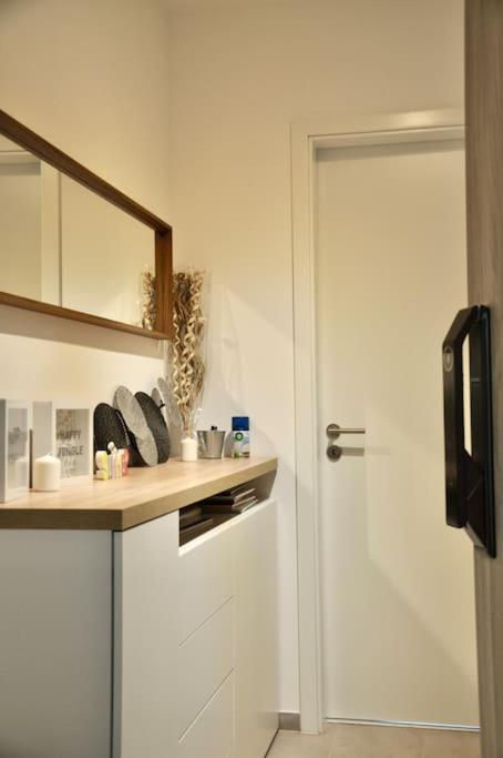 New Studio Apartment In Central Budapest - Free Parking Eksteriør bilde