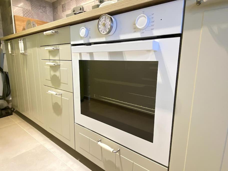 New Studio Apartment In Central Budapest - Free Parking Eksteriør bilde
