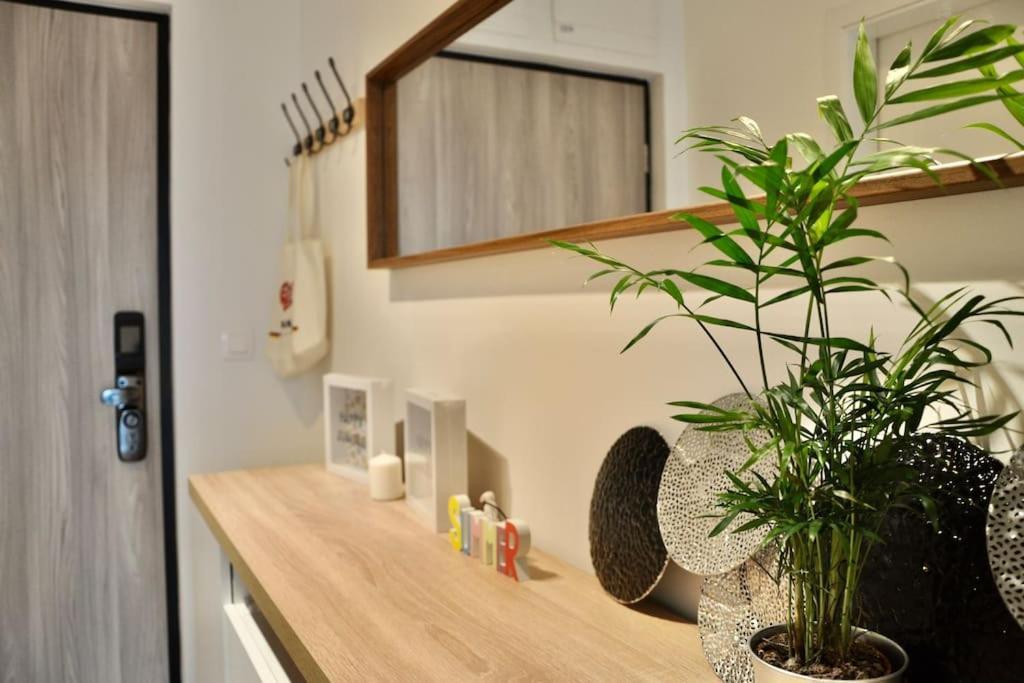 New Studio Apartment In Central Budapest - Free Parking Eksteriør bilde